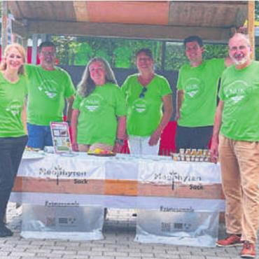 Impulse für Umweltschutz - Die NUK stellte sich mit einem Stand vor. Bild: zg