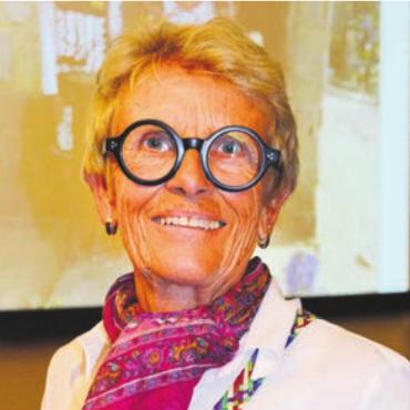 Freudentränen schaffen - Sylvia Huber begeisterte mit ihren Erzählungen im Bürgisserhus. Bild: rwi