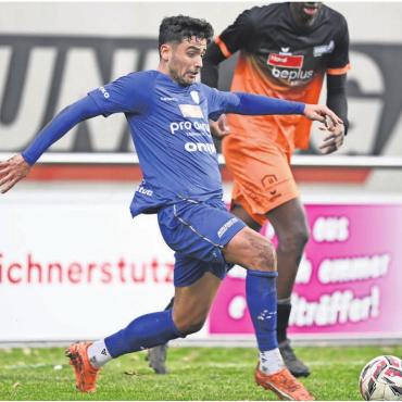 Doppelte Erlösung - In der Vergangenheit konnte Bijan Dalvand einige wichtige Tore für den FC Wohlen erzielen. In dieser Saison konnte er bisher nicht treffen. Gegen Schötz beendet er seine Torflaute und beschert dem Team den Sieg zum Rückrundenstart. Bild: Alexander Wagner
