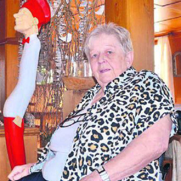 Statt Bauern jassen nun Frauen - Ruth Bruderer, Gastgeberin im ewige Liechtli in Werd. Bild: tst