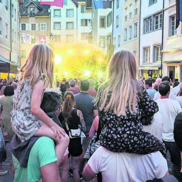 Einmal mehr einzigartig - Das FIDM bot auch dieses Jahr wieder Musikgenuss für verschiedene Generationen. Bilder: Marco Huwyler
