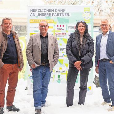 Es kommt auf die Wirtschaft an - Im Einsatz für die Wirtschaftsförderung im Oberen Freiamt (von links): Rainer Heggli (WIKO-Präsident), Andreas Gnädinger (WIKO-Mitglied), Projektleiterin Gianna Florida und Daniel Räber (Geschäftsstellenleiter Repla Oberes Freiamt). Bild: zg