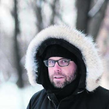 Über das Leben im Krieg - SRF-Korrespondent David Nauer wird über die Situation in der Ukraine referieren und die aktuellen Friedensbemühungen beleuchten. Bild: pd
