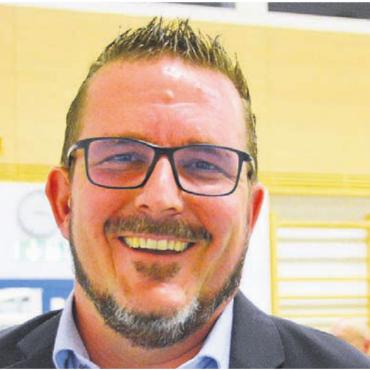 Ja zum Planerwahlverfahren - Gemeinderat Reto Knecht überzeugte mit seinen Argumenten für Neubauten im Ibisgut. Bild: rwi