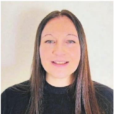 Neue Stadtschreiber-Stellvertreterin - Befördert: Julia Hirt ist ab Mai Bremgartens «Stadtschreiber-Stellvertreterin I». Sie teilt sich die Aufgaben künftig mit Maja Schelbert. Bild: zg