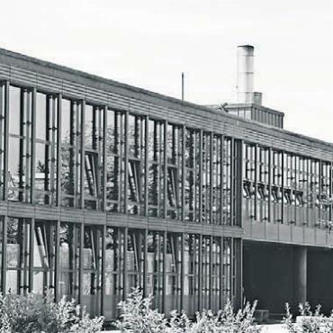 Eine bewegte Geschichte - Vor einem halben Jahrhundert wurde die Kreisschule Mutschellen in Betrieb genommen. Bilder: Archiv