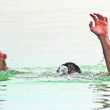 Männer ertrinken viel öfter - Vorsicht beim Schwimmen. Im letzten Jahr gab es über 50 Ertrinkungsunfälle. Bild: Pixabay