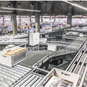 «Herzstück unserer Logistik» - Vom Stahlwerk zum Logistikzentrum: In den ehemaligen Hallen Bilder: pd