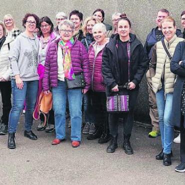 Blick hinter die Gitter - Der Besuch der Strafanstalt war für alle Teilnehmerinnen sehr beeindruckend. Bild: zg