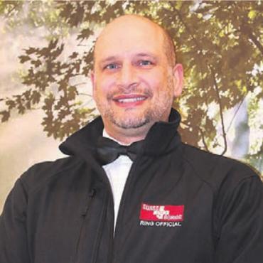 «Lasse mich gern chauffieren» - Vom Kämpfer zum Kampfrichter: Toni Cerundolo. Bild: Archiv