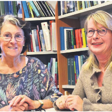 Von internationaler Bedeutung - Rosmarie Groux (links) und Karin Koch Wick, neue Präsidentin der Stiftung Reusstal. Bild: tst
