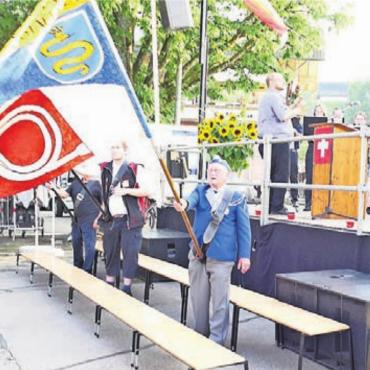 Denkwürdige Ansprache - Die Bremgarter Musikgesellschaften vereinen sich zum Geburtstag der Schweiz.