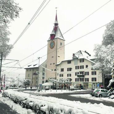 Drei Prozent als Kompromiss - Zum Wintereinbruch gibt in Bremgarten nicht bloss der Schnee, sondern auch eine Steuererhöhung zu reden. Bild: Marco Huwyler