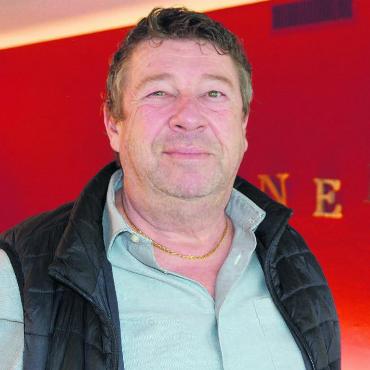 Abschied ohne Wehmut - René Spengler freut sich darauf, Ende Februar in Pension zu gehen. Vorher geniesst er aber seine letzte Zeit im Restaurant Sternen. Bild: Roger Wetli