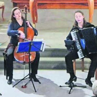 Konzert im Rosengarten - Das Ensemble Papillon tritt in der Kapuzinerkirche in Bremgarten auf. Bild: zg