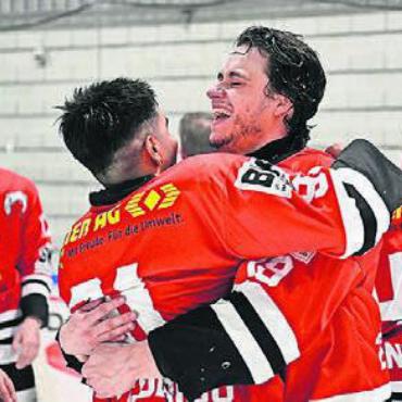 «Einfach nur geil» - Grund zur Freude: Fi-Gö ist Meister in der 3. Liga. Bild: awa