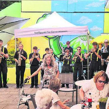 Sommer, Sinnesfreuden und süsses Gold - Das Programm des Tages bot ganz viel Abwechslung. Bilder: zg