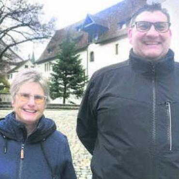 «Wünsche mir vor allem Normalität» - Präsidentin Sabina Glarner und Marktchef Reto Lorenzi sind guten Mutes. Bild: huy