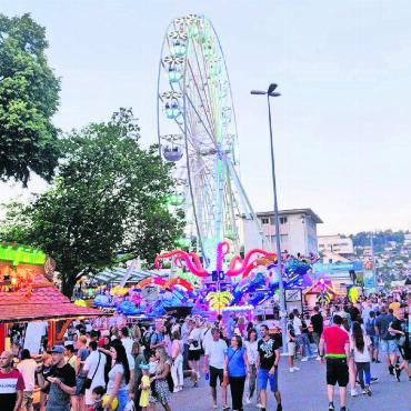 Das bleibt in Erinnerung - Vom 22. bis 25. Juni besuchen gegen 100 000 Menschen die Erstausgabe des Bremgarter Leuefäschts mit seinen 11 Festinseln und unzähligen Attraktionen. Bilder: huy, rwi, hus, sab, cbl, sus