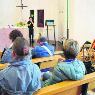 Zum Thema Grenzen - Die Landfrauen genossen die abendliche Auszeit im Oberniesenberg. Bild: zg