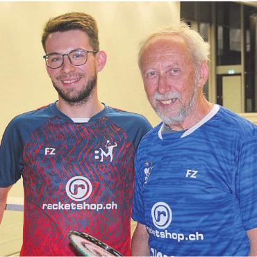 Immer grösser geworden - Sie prägten und prägen Badminton Mutschellen als langjährige Mitglieder und Präsidenten mit: Dario Kaufmann (links) und Fredi Heymann. Bilder: Roger Wetli / zg