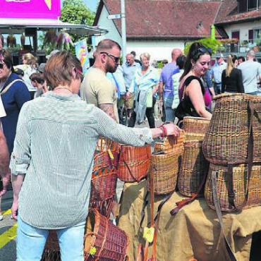Herz ist Trumpf im Marktstädtli - Am Pfingstmarkt gab es viel zu entdecken. Bild: as