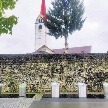 Zurück auf Feld eins - Damit müssen Unterstadt-Anwohner in Reussnähe mit ihrem Abfall weiterhin 140 Meter weiter zum anderen Ende der Stadtmauer laufen.