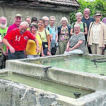 Berge, Wein und Nussplantage - Der Kirchenchor Berikon genoss seine Reise. Bild: zg