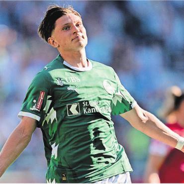 Wie ein Komet - Ein Bild, wie man es zuletzt häufiger sieht: Alessandro Vogt beim Torjubel. Bild: Freshfocus