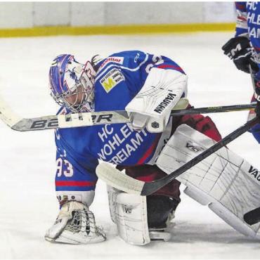Derby mit Nachgeschmack - Maurits de Jongh ist zur Stelle. Der Goalie der Wohler hielt, was er konnte. Die Niederlage konnte er trotzdem nicht verhindern.