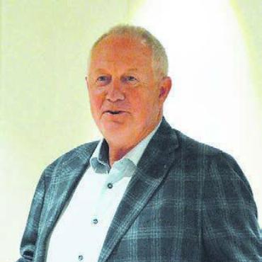 Die Landschaft ist fertig gestaltet - Verwaltungsratspräsident Dieter Greber spricht am Abschlussfest über Erfolge.