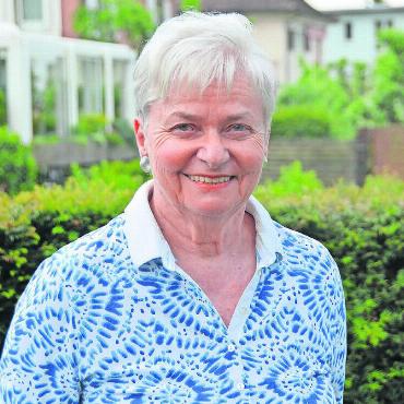 Immer treu geblieben - Heidi Denzler möchte den Turnverein Oberwil-Lieli nicht missen. Seit 50 Jahren turnt sie im Verein. «Denn hier fühle ich mich sehr gut aufgehoben», sagt sie. Bild: Roger Wetli