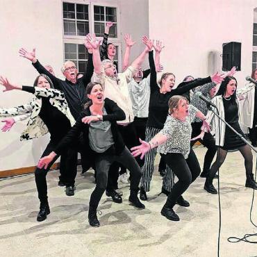 Doch noch drei Königinnen - Der Musicalverein Mutschellen befindet sich in der finalen Vorbereitung zu seinem neuen Musical. Am Neujahresapéro erhielt man davon einen schönen Vorgeschmack.