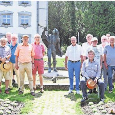 Konzert zum 80. Geburtstag - Der Männerchor Widen beim Trompeter von Säckingen. Bild: zg