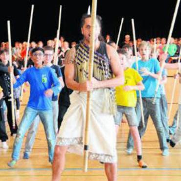 Mit vereinten Kräften viel bewegt - Die Maori-Projektwoche an der Schule hat Eindruck hinterlassen.