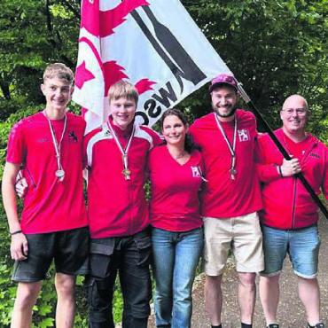 Erfolgreiche Bremgarter in Baden - Gelungener Saisonstart: (v. l.) Simon Belser, Loris Meier, Fabienne Koller, Reto Stettler und Ivo Birchmeier. Bild: zg