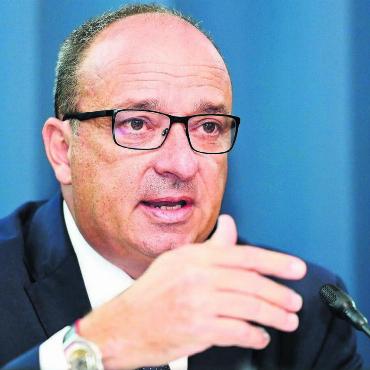 «Jede Region hat ihre Vorzüge» - Landammann Markus Dieth (Mitte) freut sich auf seinen Abstecher ins Freiamt: «Dank den weltweit einzigartigen politischen Rechten in unserem Land können sich Menschen und Regionen direkt einbringen.» Bild: Archiv/awa