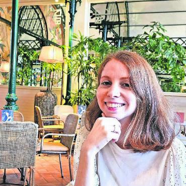 «Verbundenheit ist Grundbedürfnis» - Naima Ferrante beschäftigt sich vor allem seit Corona mit Einsamkeit. Bild: zg