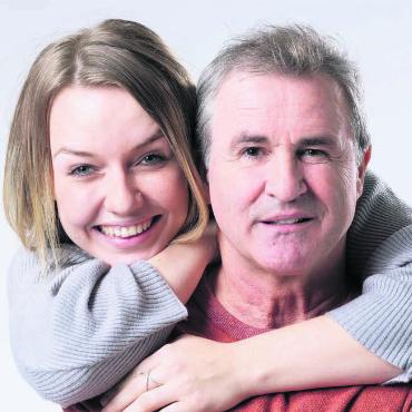 Witzige Konfrontation zwischen Geschlechtern - Laura und René Rindlisbacher treten im Casino Bremgarten auf.