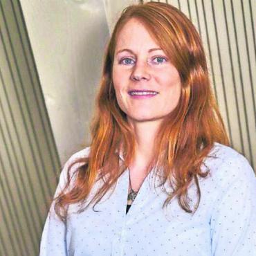 Vertrauen wieder aufbauen - Renate Ballmer ist seit fünf Jahren im Gemeinderat von Fischbach-Göslikon. Jetzt möchte sie Gemeindeammann werden. Bild: zg