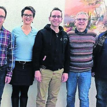 Mit Gewinn und neuen Plänen - Der neue Vorstand (von links): Stefan Scheuchzer, Fabienne Vogel, Christian Vogel (Präsident), Gerhard Nagel, Christian Bosshard. Bild: zg