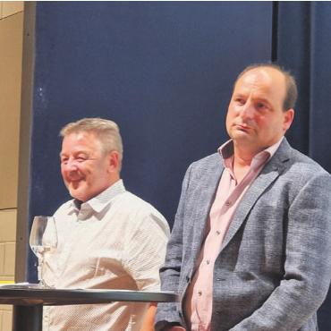 Die grosse Einigkeit - Jörg Weiss und Herbert Meier, von links, haben sich bewusst gegen ein Zweier-Ticket entschieden. Wer sie wähle, wähle bürgerlich, so ihre Aussage. Bilder Verena Anna Wigger