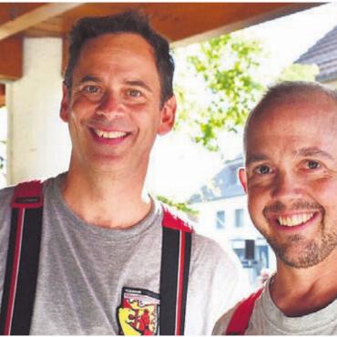 Chef aus misslicher Lage befreit - Felix Hüsser (links) übergibt das Kommando an Marius Anklin.