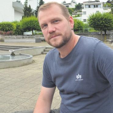 Treffpunkt für acht Abende - «Kino uf em Dorfplatz»-Präsident Stefan Meienberg freut sich auf die acht Abende voller Filmgenüsse. Bild: Roger Wetli