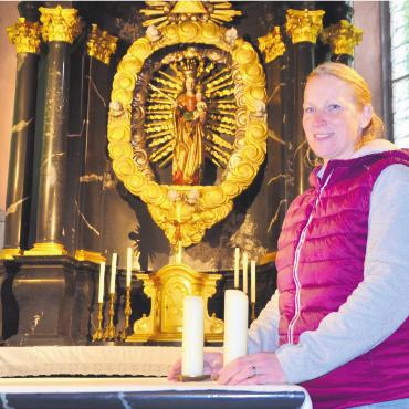 Ein Ort von besonderer Magie - Als Sakristanin bereitet Nicole Zimmermann alles vor für die Gottesdienste und Andachten im Jonental.
Bilder: Thomas Stöckli