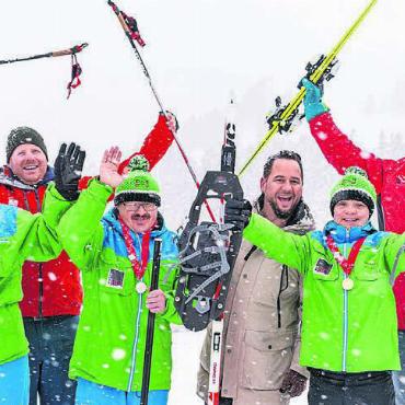 Sportfest der besonderen Art - Musiker Trauffer (Mitte) komponierte die Special-Olympics-Hymne mit. Bild: pd
