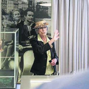 Führungen im Strohmuseum - Die Führungspersonen wissen viel Spannendes zu erzählen. Bild: pd