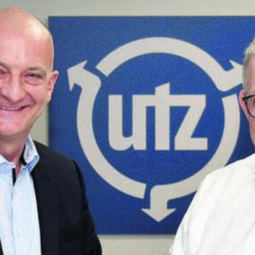 Neuer CEO bei Utz - Marc Schürmann (l.) übernimmt die operative Leitung von Axel Ritzberger (r.). Bild: zg