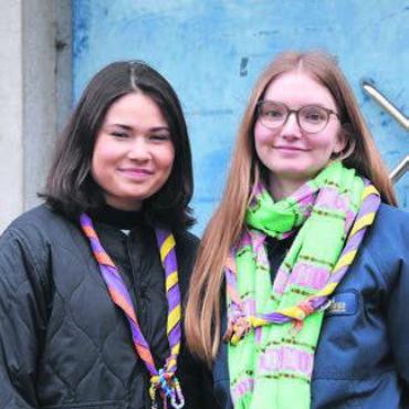 Fit sein für die Zukunft - Tatiana Schneider und Jana Boge von der Pfadi «Alpha Centauri». Bild: sab