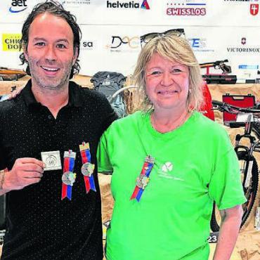 Vereinsreise mit Schuss - Tiago Ferràs und Beatrice Bischof erreichten sehr gute Resultate.